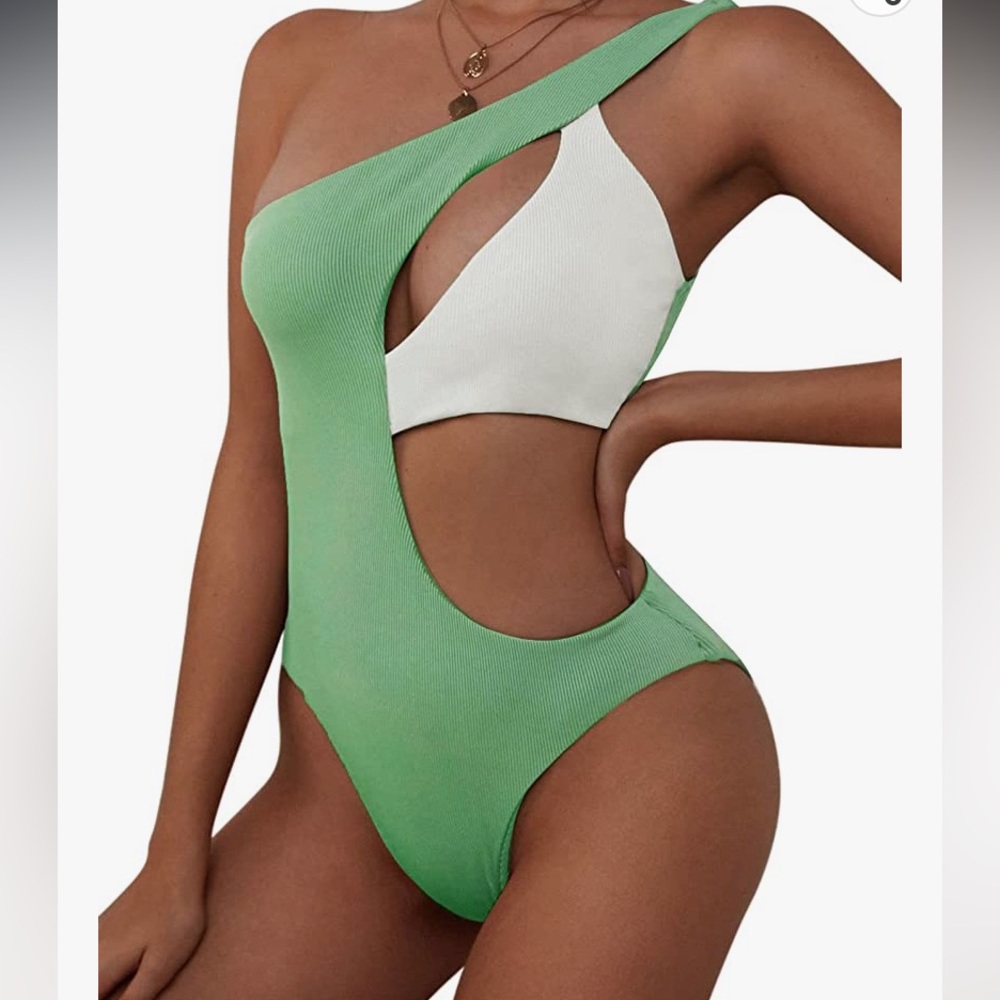 One piece ribbed color block swimsuit, 6 or medium see measurements chart
